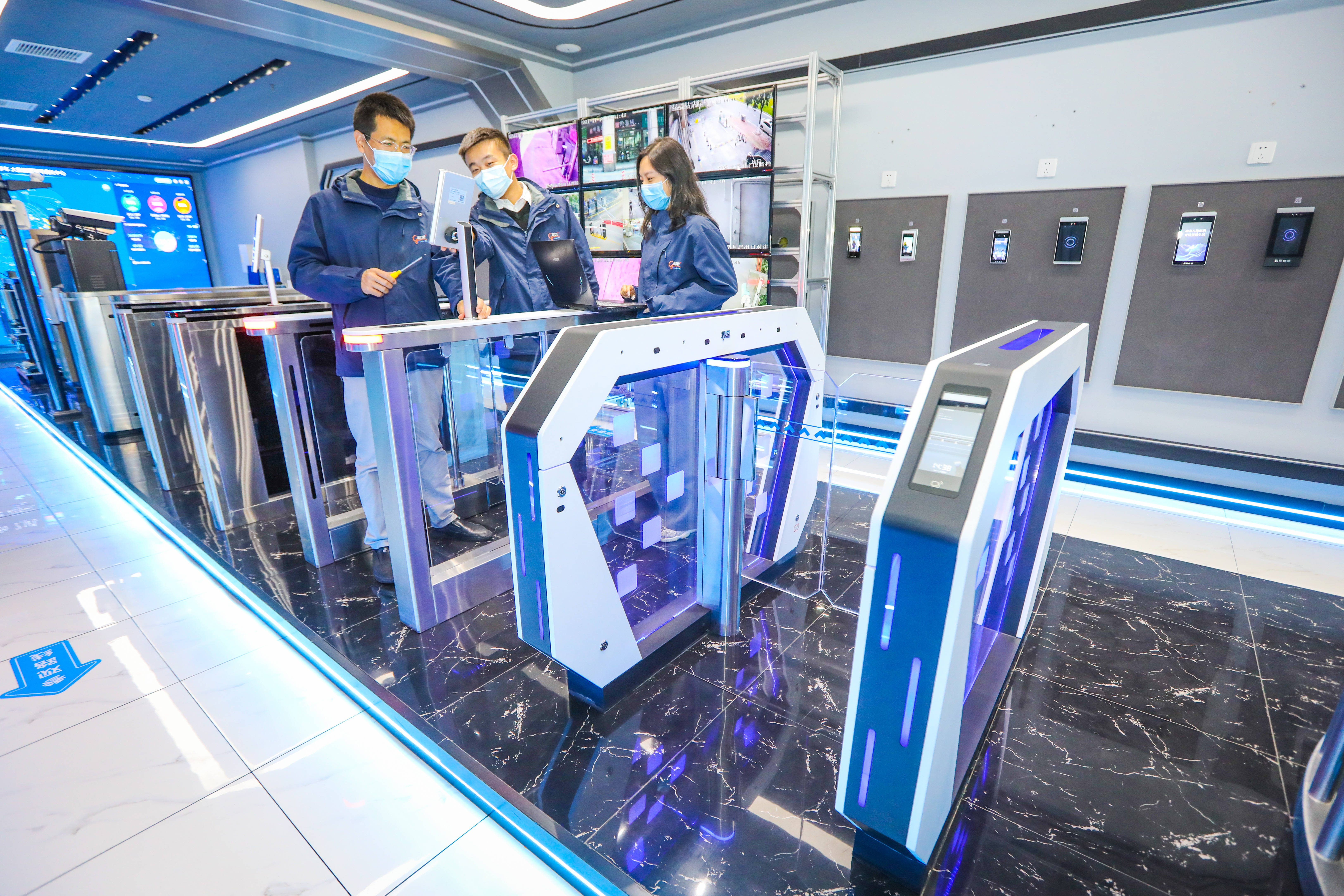 包含未来足球场馆实现“全场景”智能监控，行业安全更有保障的词条