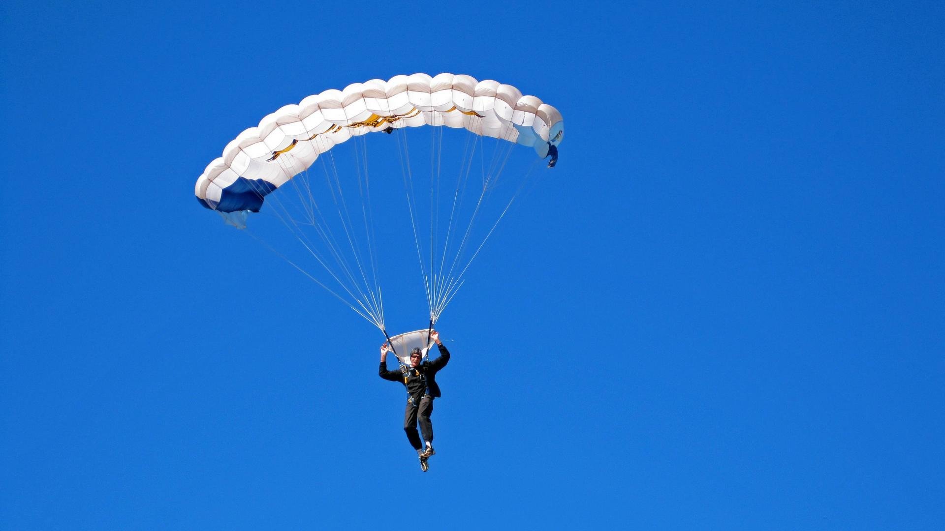 开云中国大陆-《英雄联盟夏季赛，冠军争夺战高潮迭起》，英雄联盟夏季赛omg